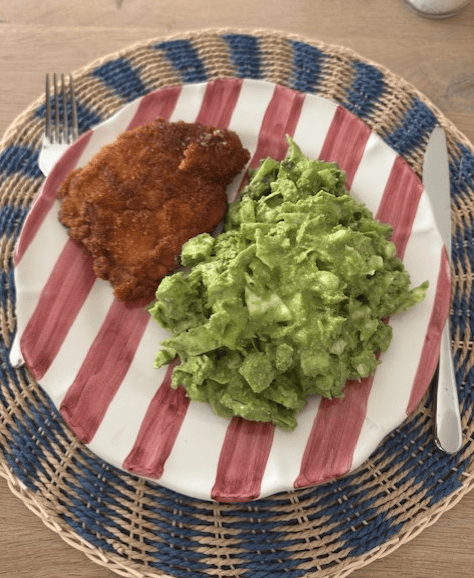 Sprød kylling med Green Goddess-dressing