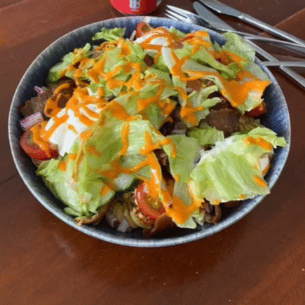 Bowl med kebab og pasta