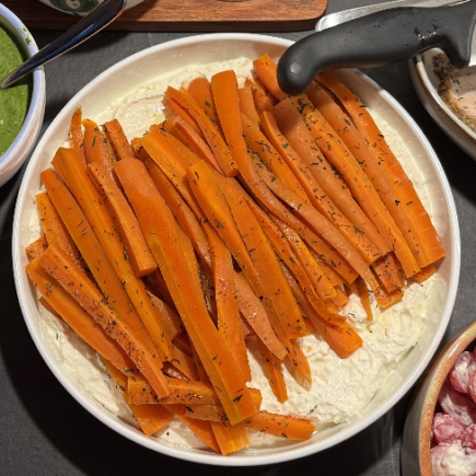 Gulerødder med fetacreme