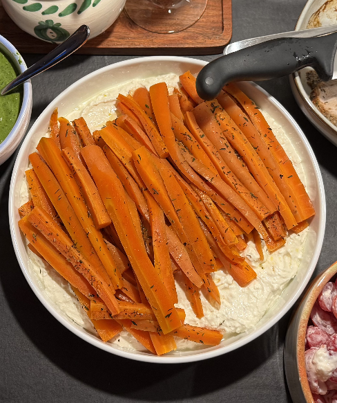 Gulerødder med fetacreme